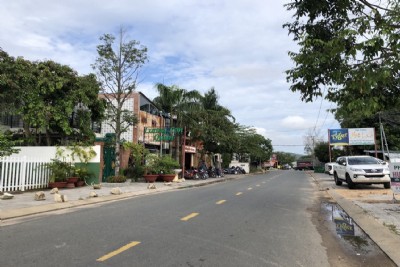 Bán nhanh lô góc 161m2 mặt phố Nguyễn Chí Thanh, đất cực kỳ đẹp, giá đầu tư rất tốt 5.7 tỷ cả mảnh
